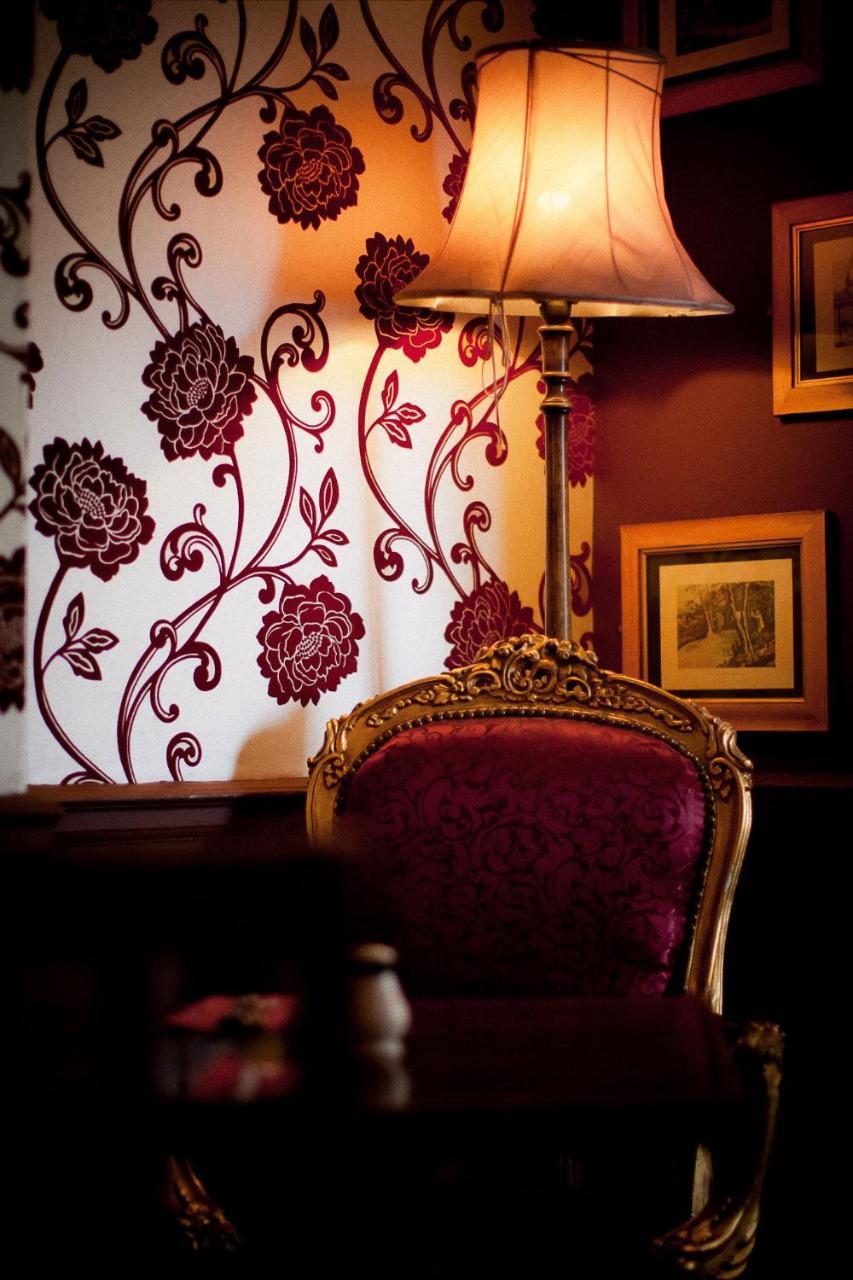 The Tower Arms Hotel Iver Zewnętrze zdjęcie