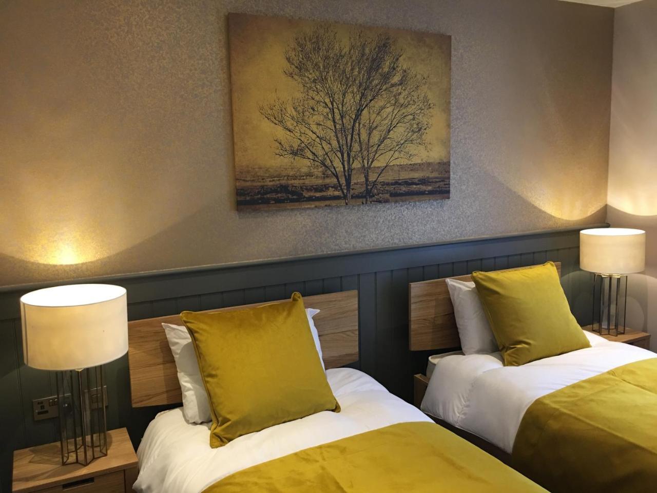 The Tower Arms Hotel Iver Zewnętrze zdjęcie