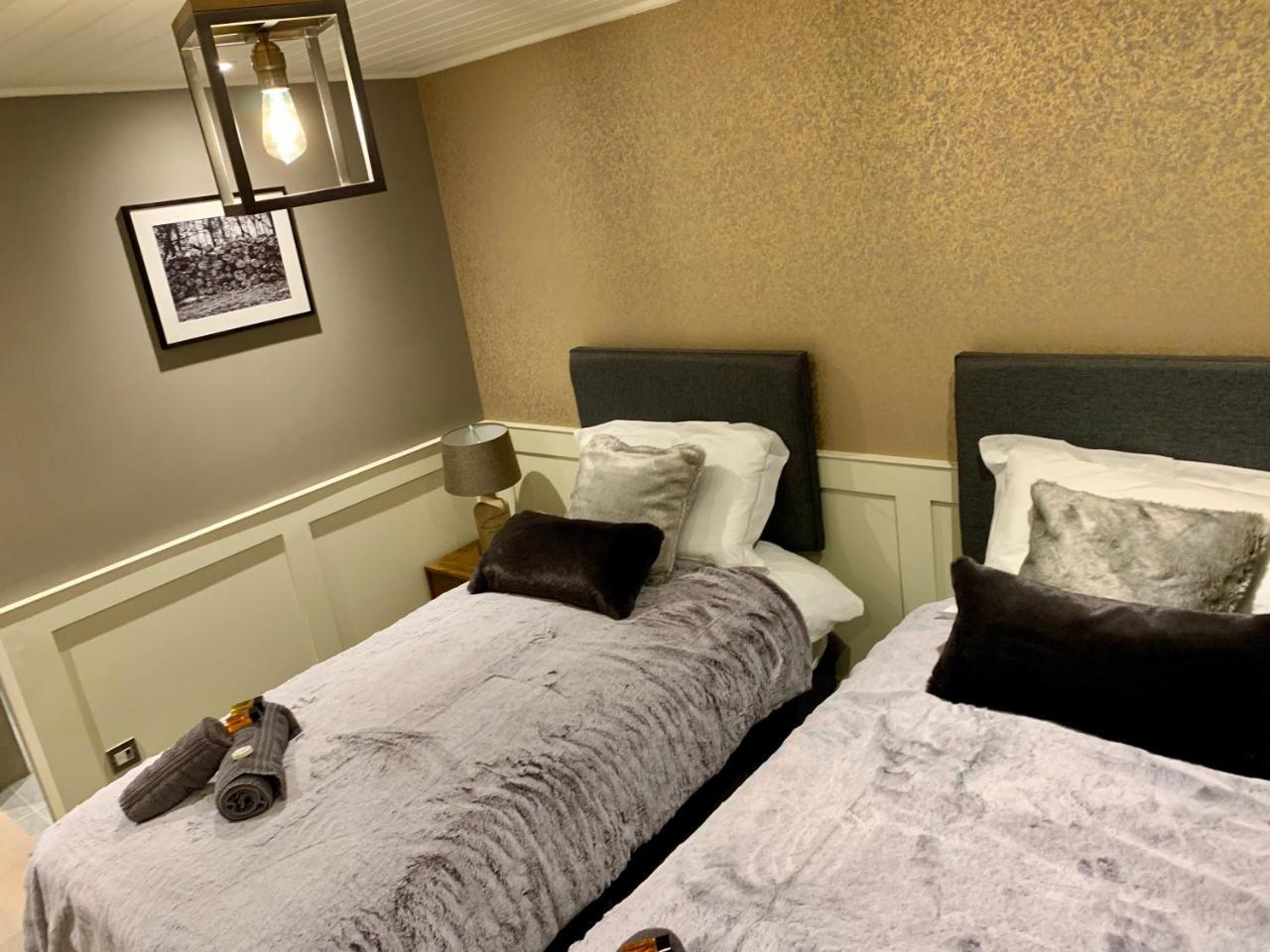 The Tower Arms Hotel Iver Zewnętrze zdjęcie